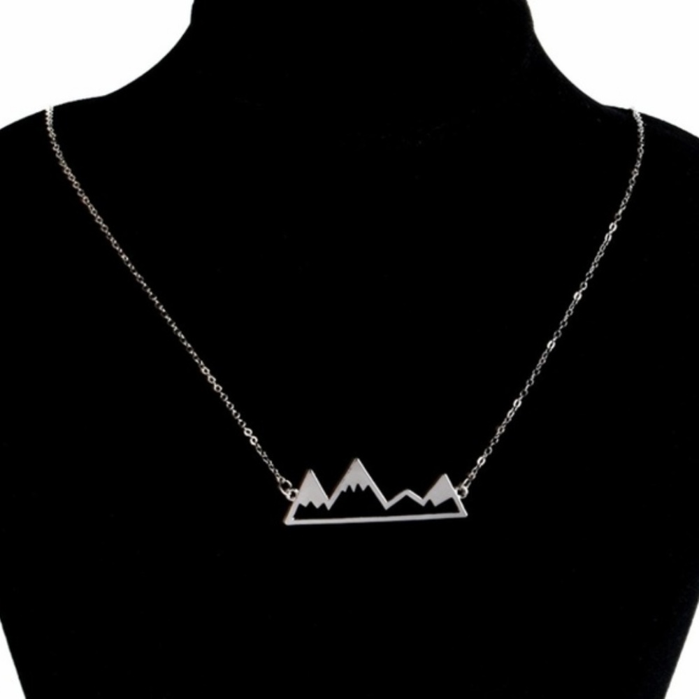 Snow Mountain Necklace Silver - Picture 4 of 5